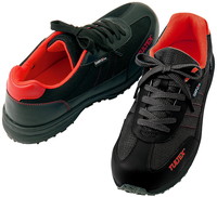 AZ56381 【下から4cmまで防水！】スニーカー安全靴（通気性メッシュ。耐油底。クッション性あり）