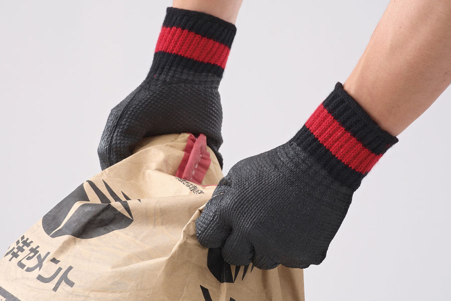 編み手袋にゴムシートを張った強力タイプのゴム張り手袋です。